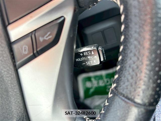 Toyota MARK X 2017-03 1292287-25
