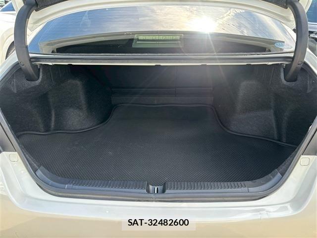 Toyota MARK X 2017-03 1292287-4