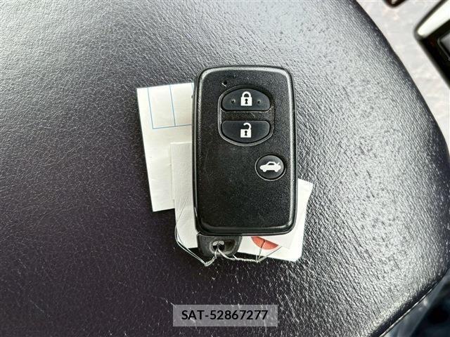 Toyota MARK X 2019-08 1309411-28