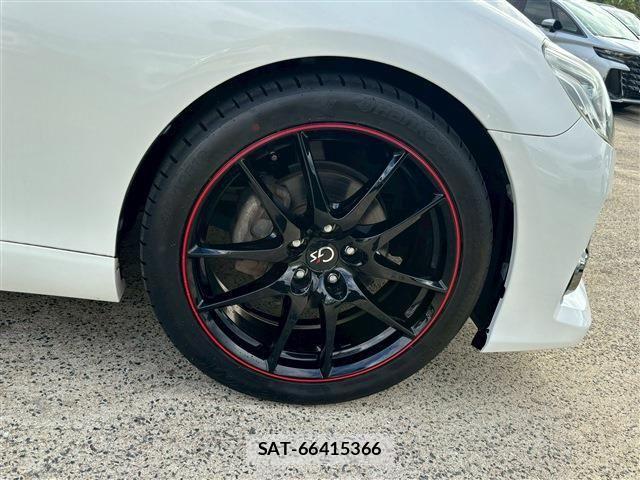 Toyota MARK X 2014-03 1413335-11