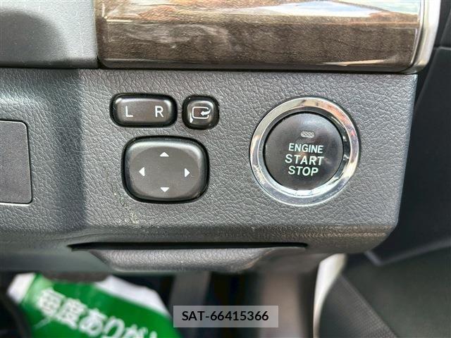 Toyota MARK X 2014-03 1413335-14