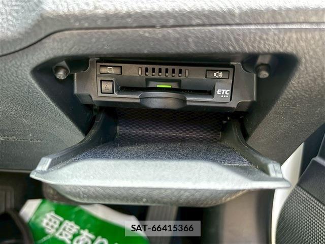 Toyota MARK X 2014-03 1413335-15