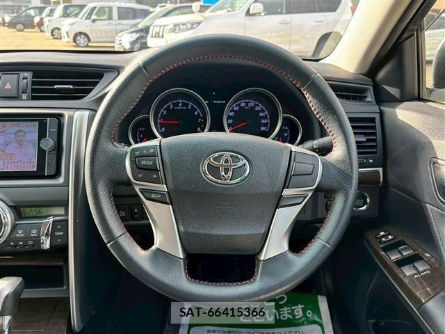 Toyota MARK X 2014-03 1413335-19