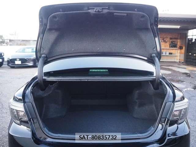Toyota MARK X 2013-03 2316767-14