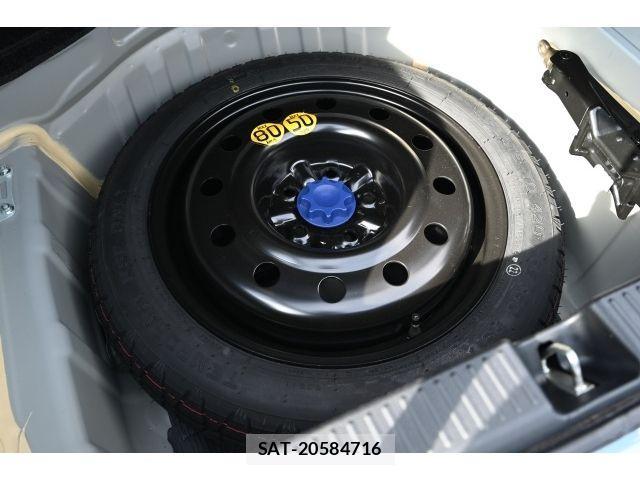 Toyota MARK X 2017-09 3378484-12