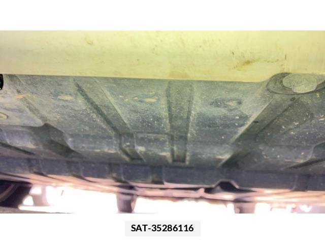Toyota MARK X 2013-06 3907351-3