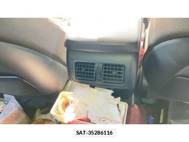 Toyota MARK X 2013-06 3907351-8