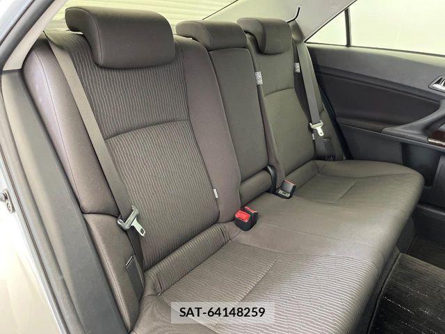 Toyota MARK X 2017-05 4595869-11