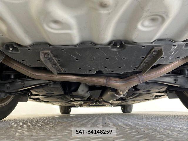 Toyota MARK X 2017-05 4595869-17
