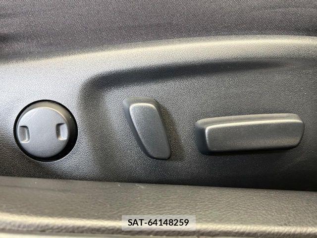 Toyota MARK X 2017-05 4595869-7