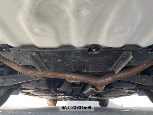 Toyota MARK X 2012-03 4639694-18