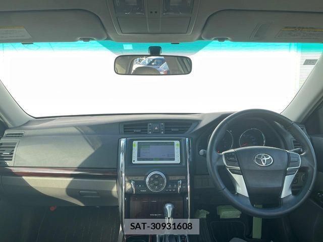Toyota MARK X 2012-03 4639694-1