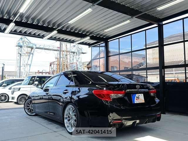 Toyota MARK X 2014-12 4965726-16