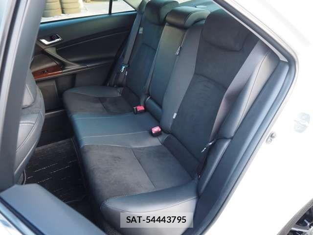 Toyota MARK X 2015-09 4965745-13