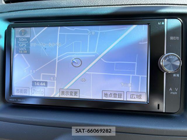 Toyota MARK X 2013-04 5871351-4