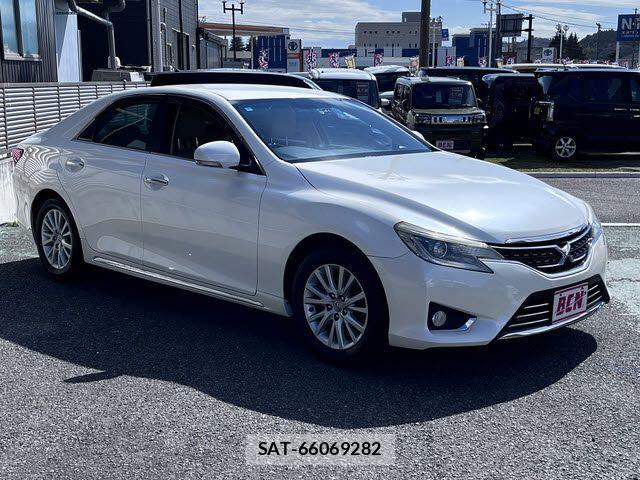 Toyota MARK X 2013-04 5871351-6