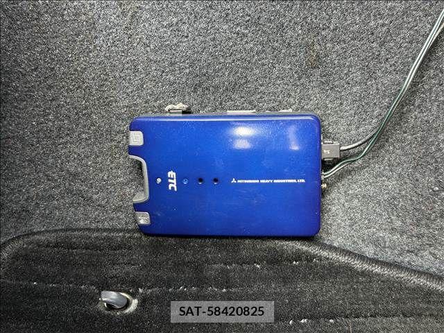 Toyota MARK X 2010-06 5871360-15