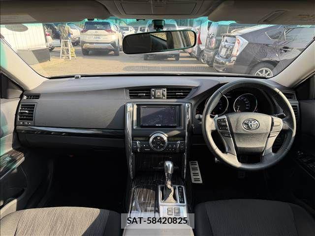 Toyota MARK X 2010-06 5871360-1