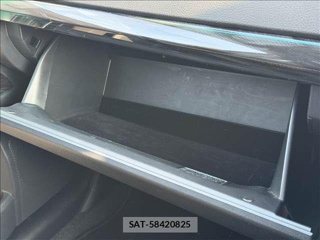 Toyota MARK X 2010-06 5871360-26