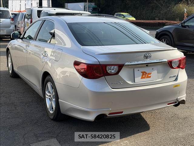 Toyota MARK X 2010-06 5871360-7
