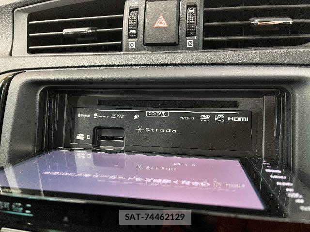 Toyota MARK X 2014-01 5871343-10