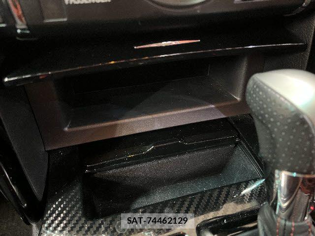 Toyota MARK X 2014-01 5871343-11