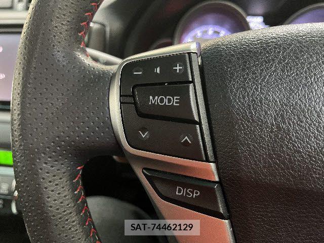 Toyota MARK X 2014-01 5871343-16
