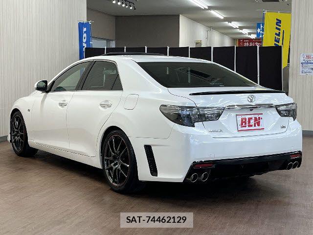 Toyota MARK X 2014-01 5871343-8