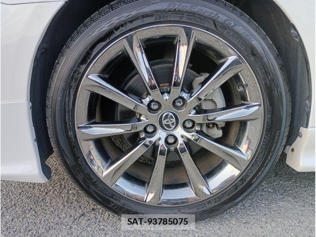 Toyota MARK X 2017-01 5871341-9
