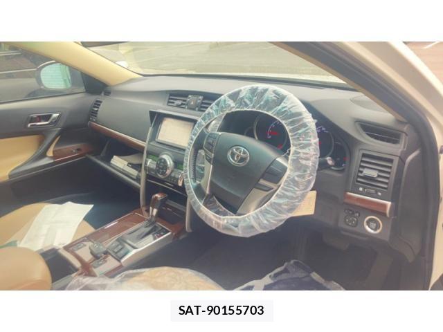 Toyota MARK X 2013-08 6216571-7