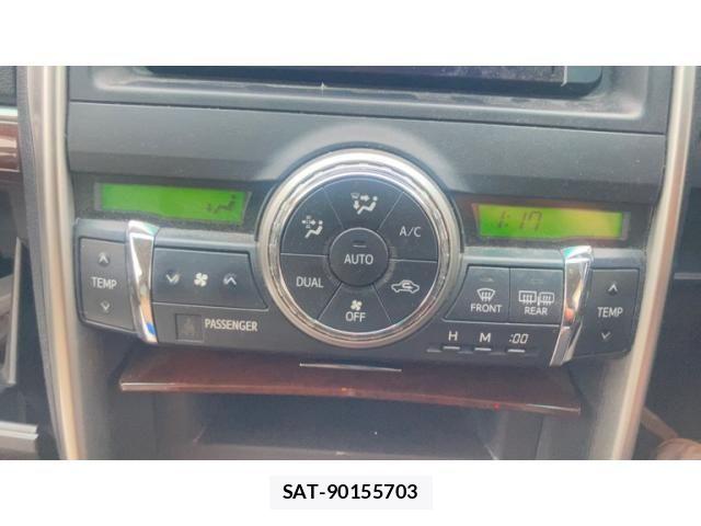 Toyota MARK X 2013-08 6216571-14