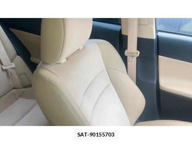 Toyota MARK X 2013-08 6216571-18