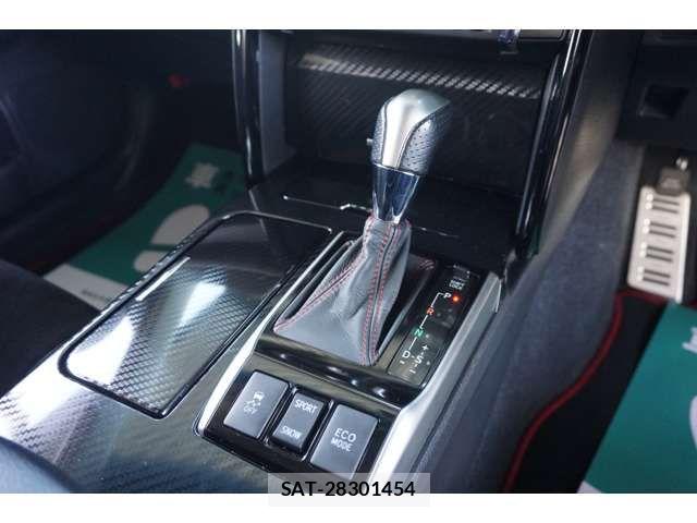 Toyota MARK X 2012-11 6245365-11
