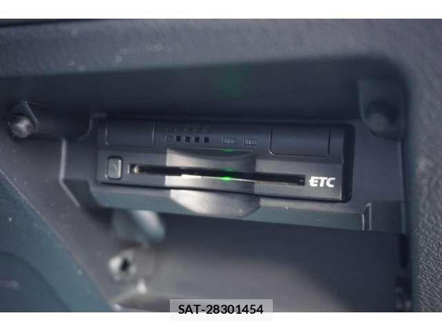 Toyota MARK X 2012-11 6245365-13