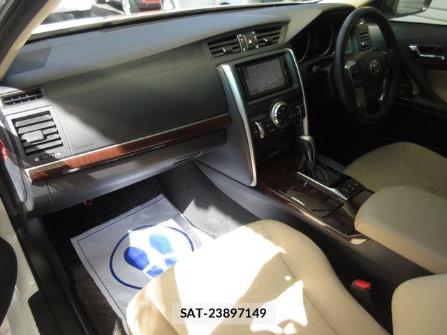 Toyota MARK X 2013-02 6245390-11