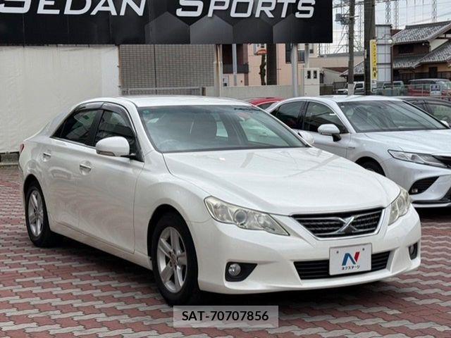 Toyota MARK X 2012-03 6264925-15