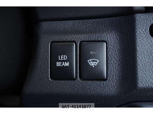Toyota MARK X 2019-09 6272187-13