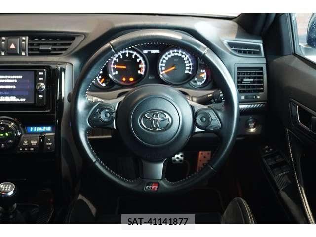 Toyota MARK X 2019-09 6272187-22