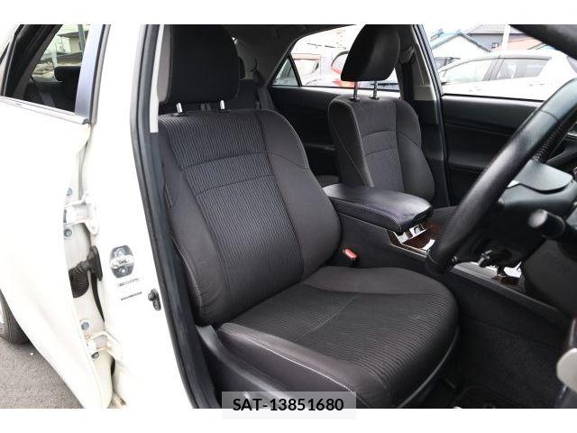 Toyota MARK X 2017-01 6305062-10