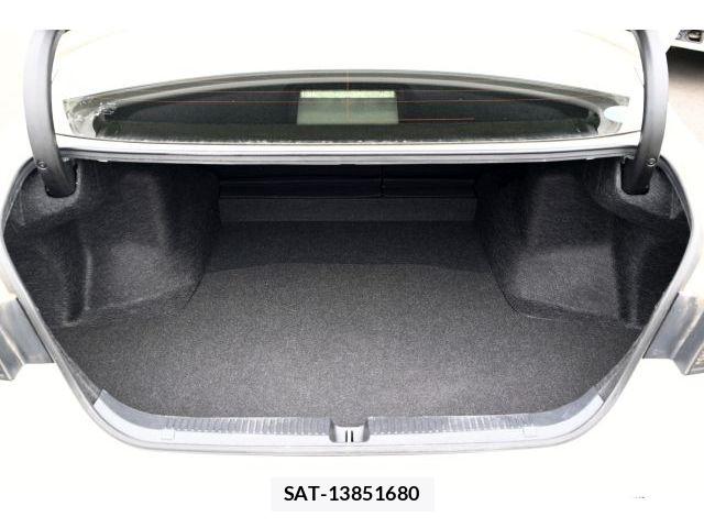 Toyota MARK X 2017-01 6305062-14