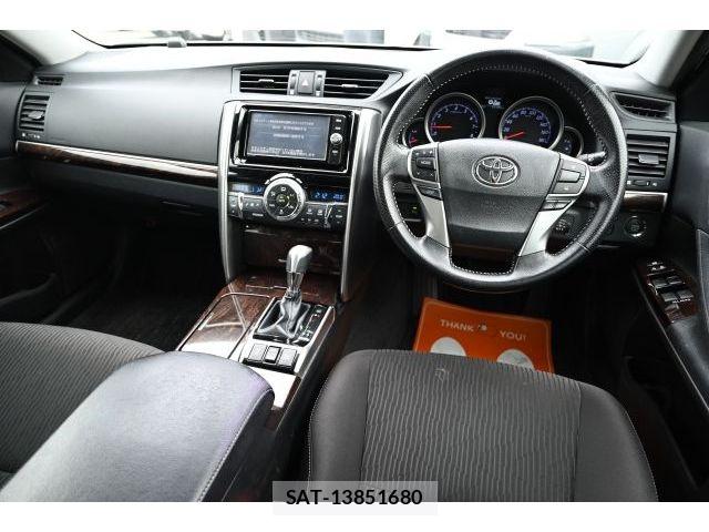 Toyota MARK X 2017-01 6305062-1