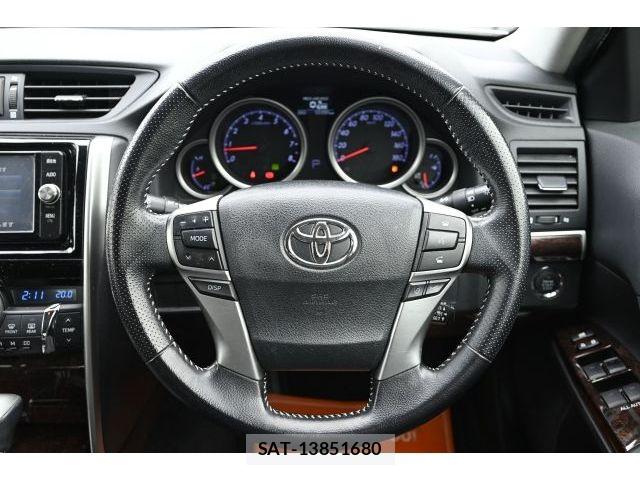 Toyota MARK X 2017-01 6305062-20