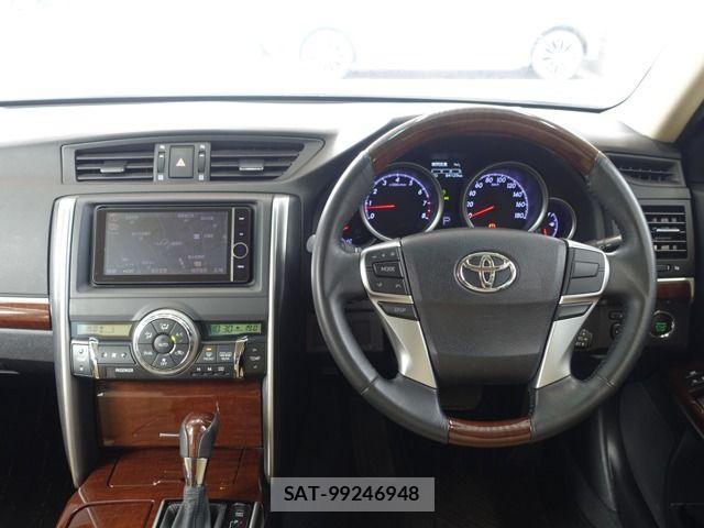 Toyota MARK X 2013-12 6499746-19