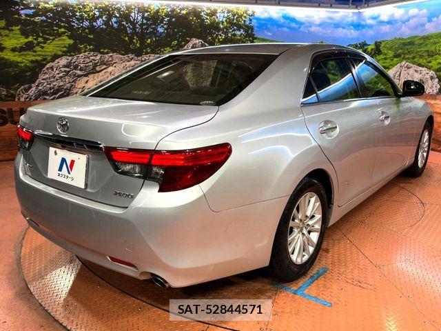 Toyota MARK X 2013-12 6641912-16