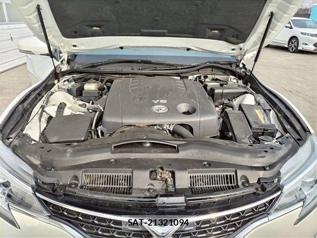 Toyota MARK X 2013-10 6672360-14