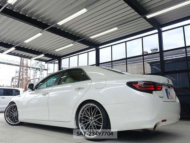Toyota MARK X 2010-12 6676747-14
