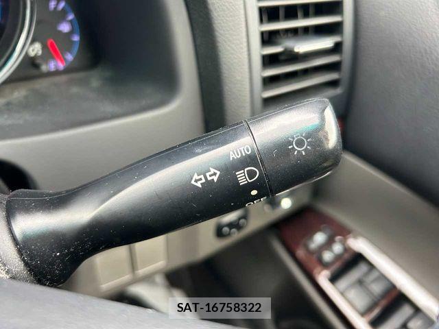 Toyota MARK X 2011-10 6676748-12
