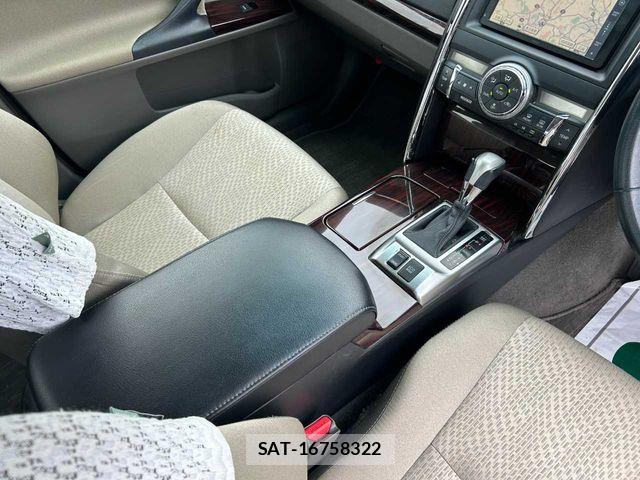 Toyota MARK X 2011-10 6676748-15