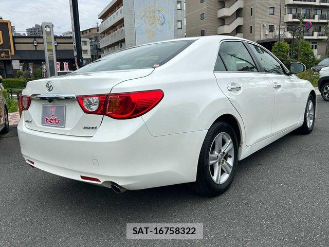 Toyota MARK X 2011-10 6676748-29
