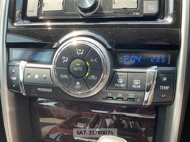 Toyota MARK X 2018-11 6676745-9